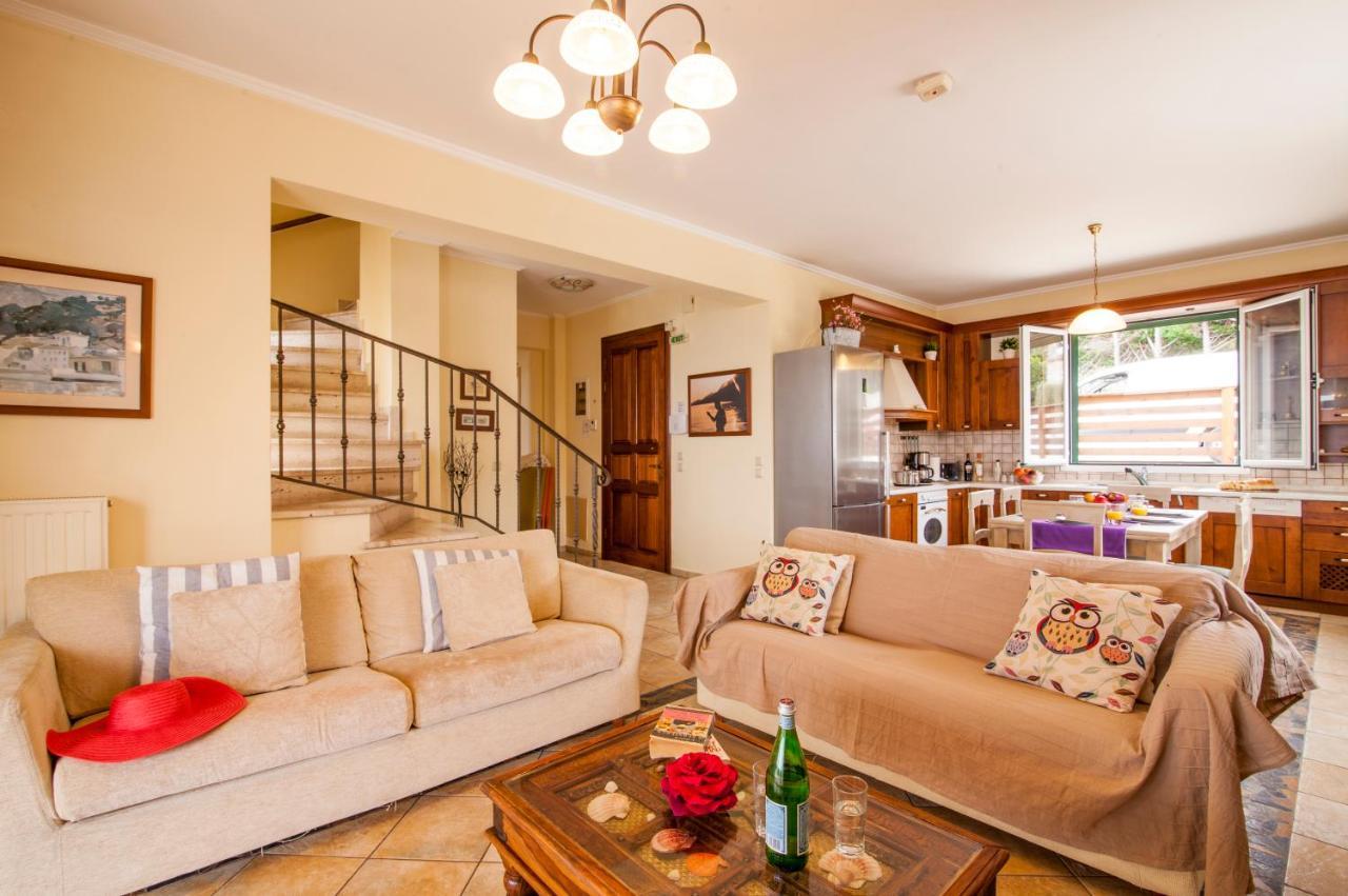 Beachfront Villa Victoras - With Private Beach Sidari  Zewnętrze zdjęcie